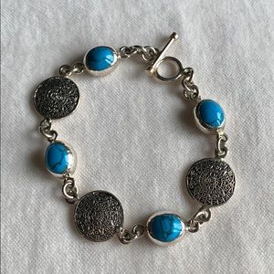 Sterling Silver Bracelet with Turquoise stones!